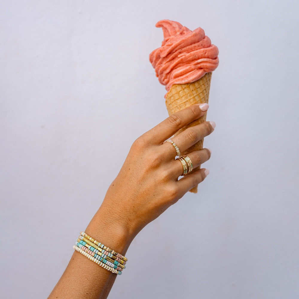 Pura Vida Ombre Rainbow Bead Stretch Ring