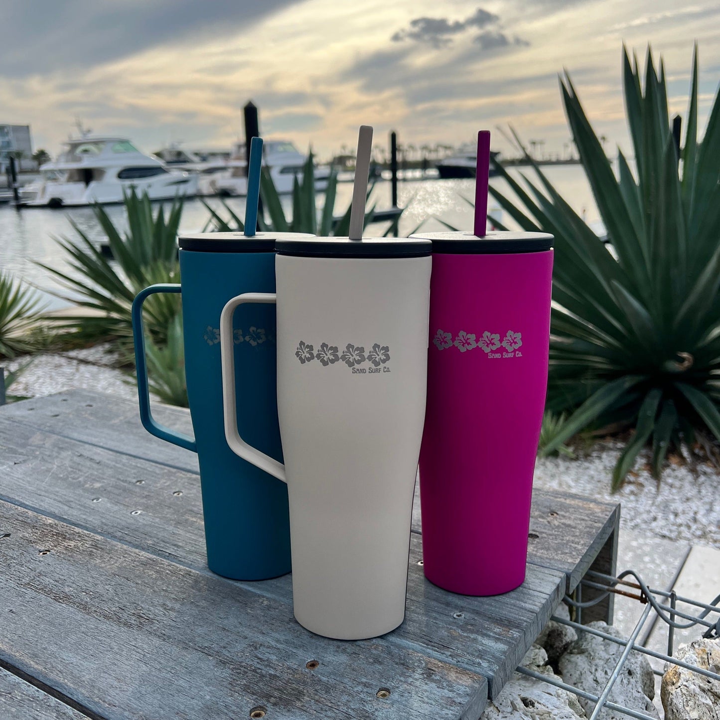 Sand Surf Co. Corkcicle Hibiscus Dreams XL Cold Cup - Storm Blue