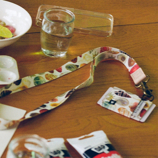 Thread Wallets Shoreline Neck Lanyard