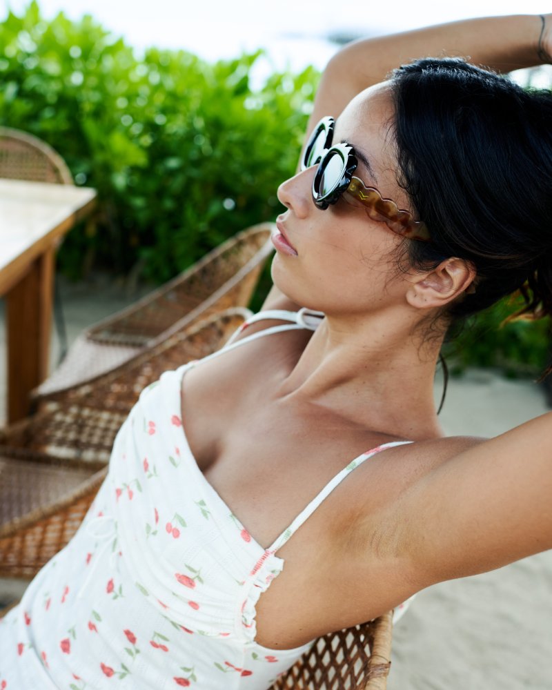 I-SEA Golden Hour Polarized Sunglasses - Blackberry and Smoke