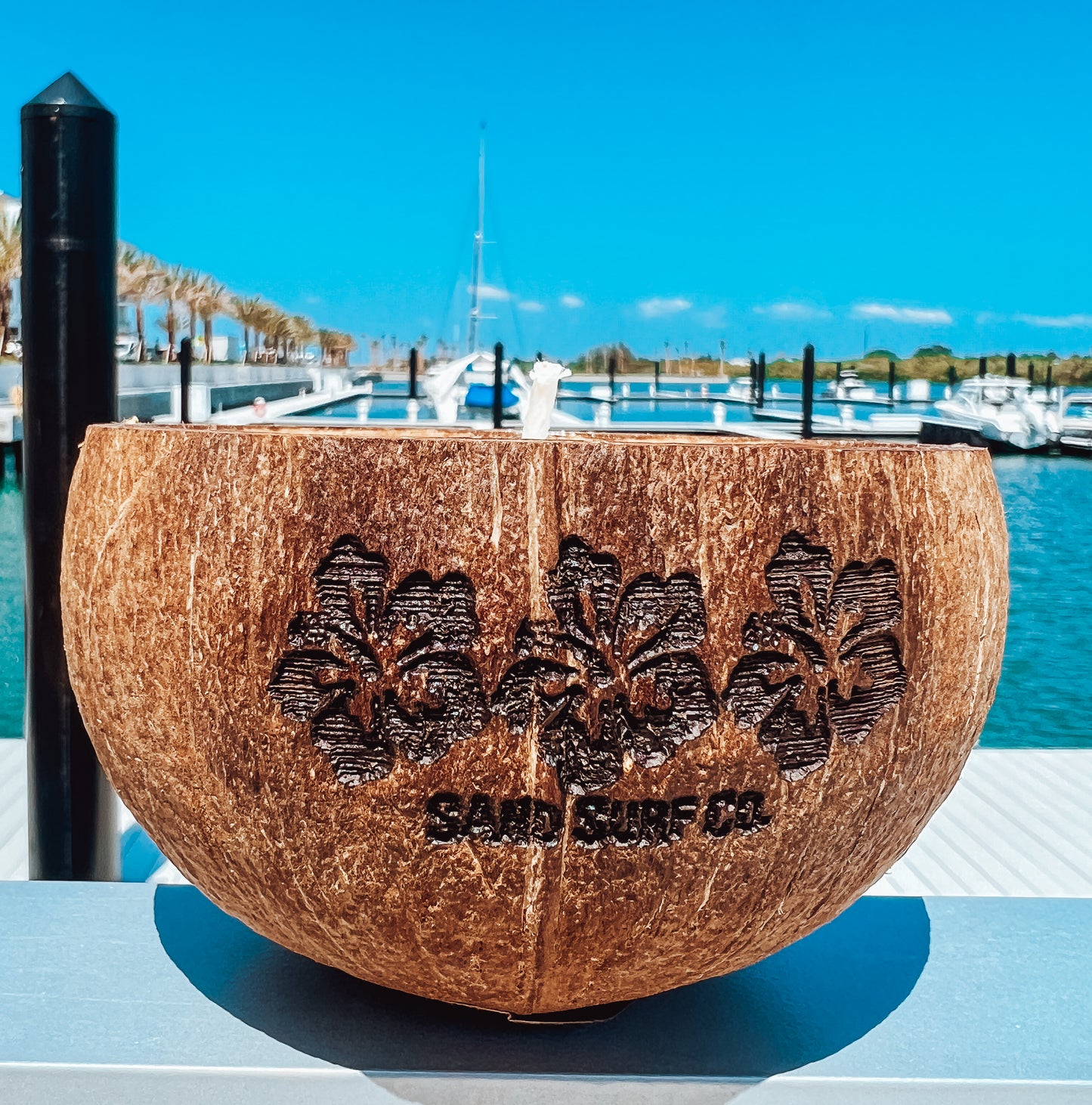 Sand Co. Straight Up Coconut Candle - Hibiscus Dream