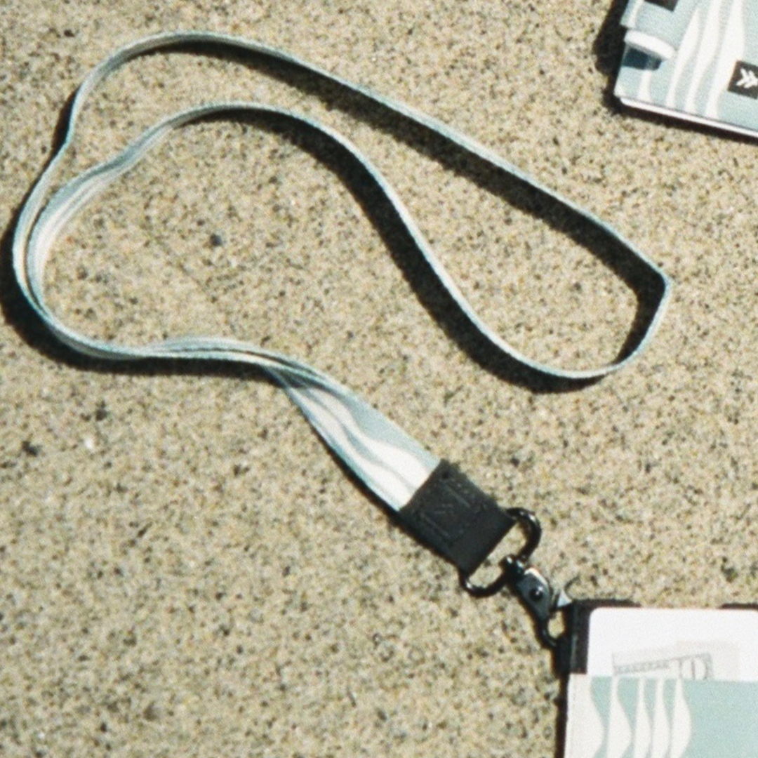 Thread Wallets Wavy Green & White Neck Lanyard