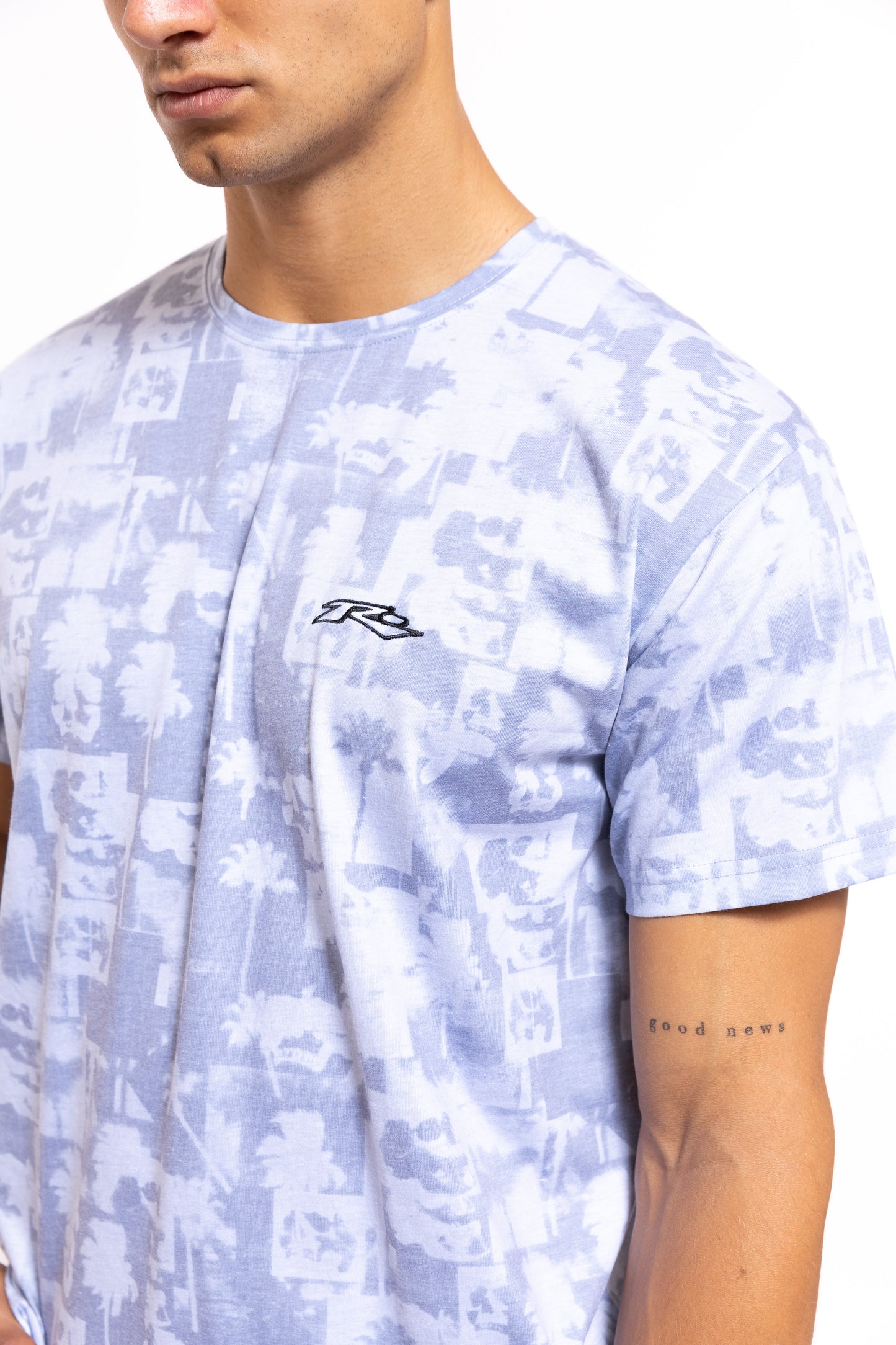 Rusty Zine Short Sleeve Tee