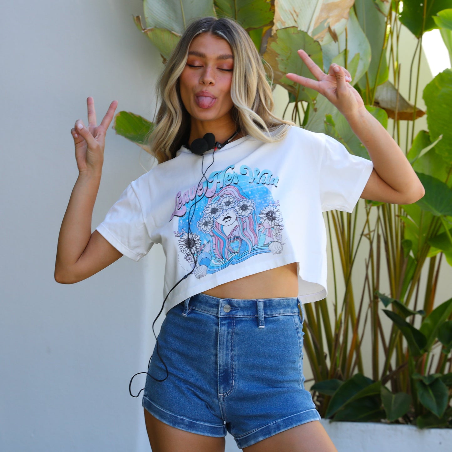 Kulani Kinis Leave Her Wild Crop Tee Shirt - Shell White