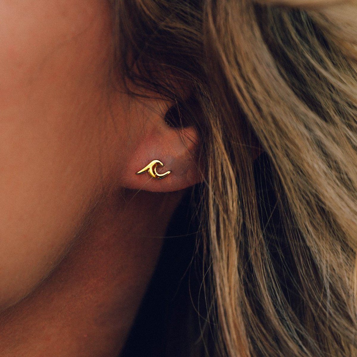 Pura Vida Wave Stud
