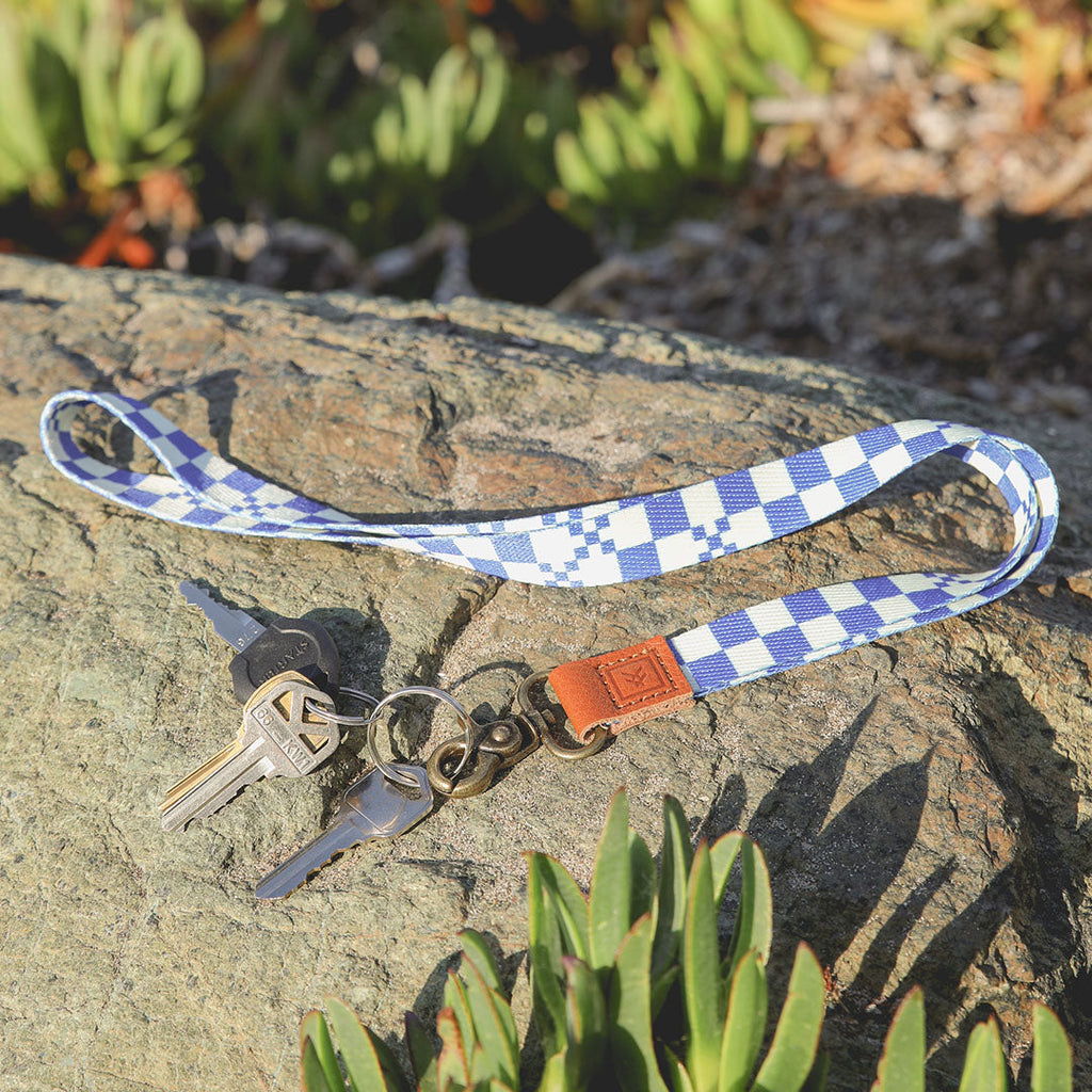 Lanyards & Keychain Clips - Thread Wallets – Sand Surf Co.