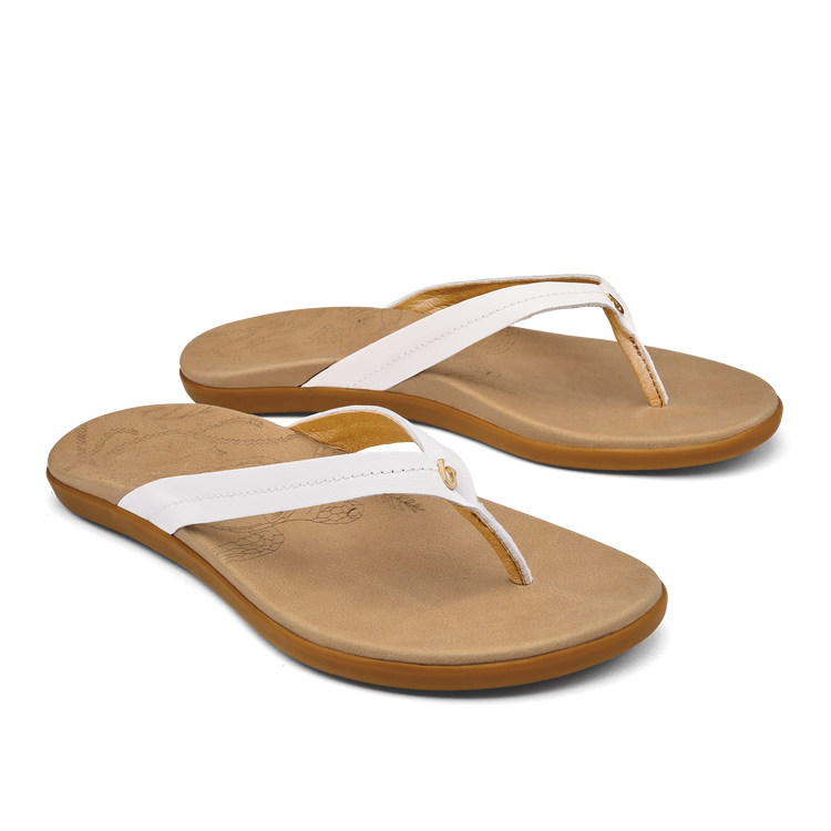Olukai Honu Women's Beach Sandal - Bright White & Golden Sand
