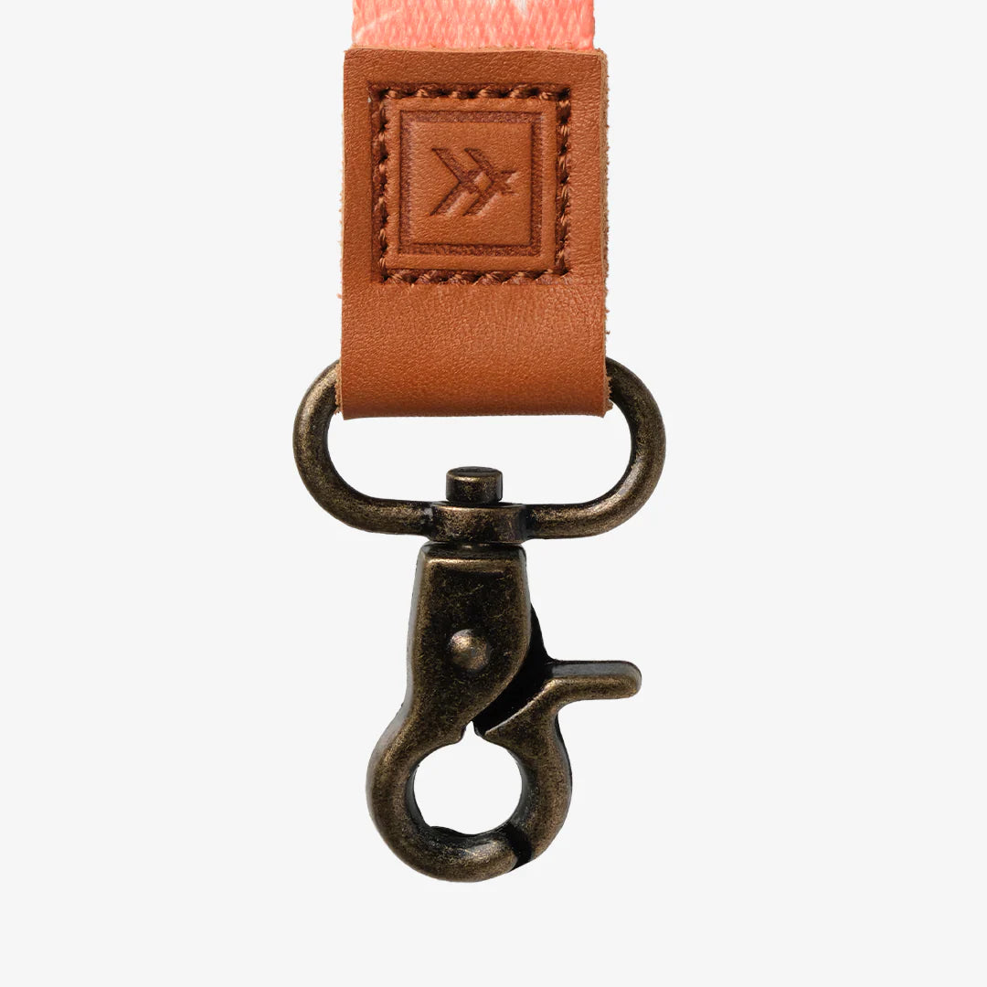 Thread Wallets Coral Crush Wrist Lanyard