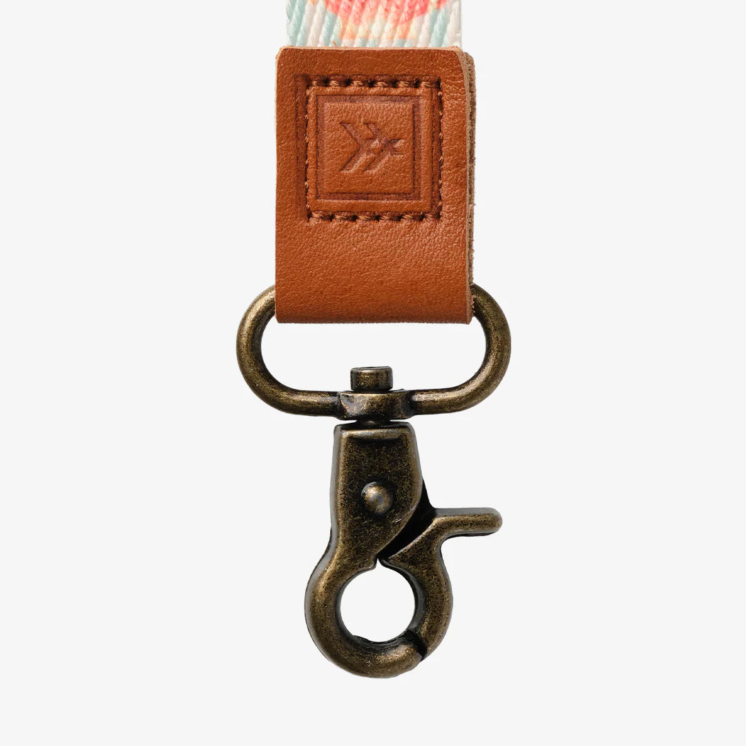 Thread Wallets Shells Wrist Lanyard