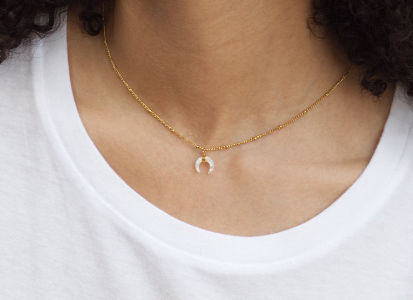 Salty Cali Mother Of Pearl Horn Necklace - Gold