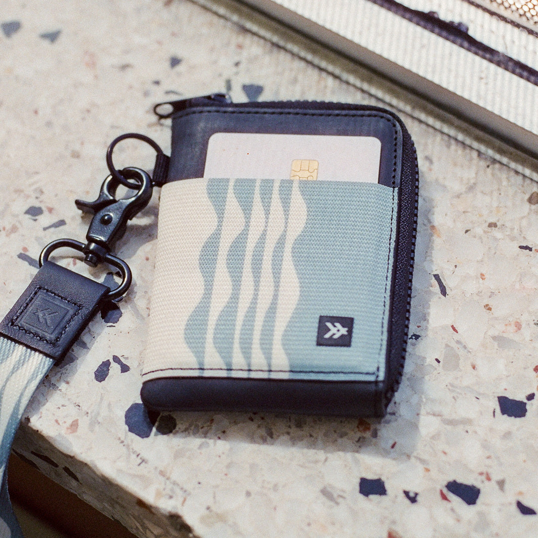Thread Wallets Wavy Green & White Zipper Wallet
