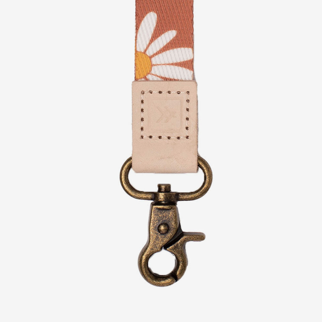 Threads Wrist Lanyard - Poppy