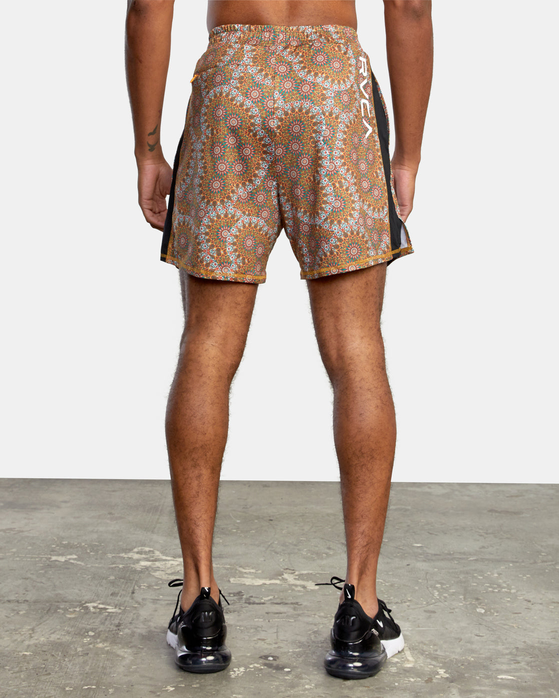 RVCA Kelsey Brookes Vent Elastic Shorts 15"