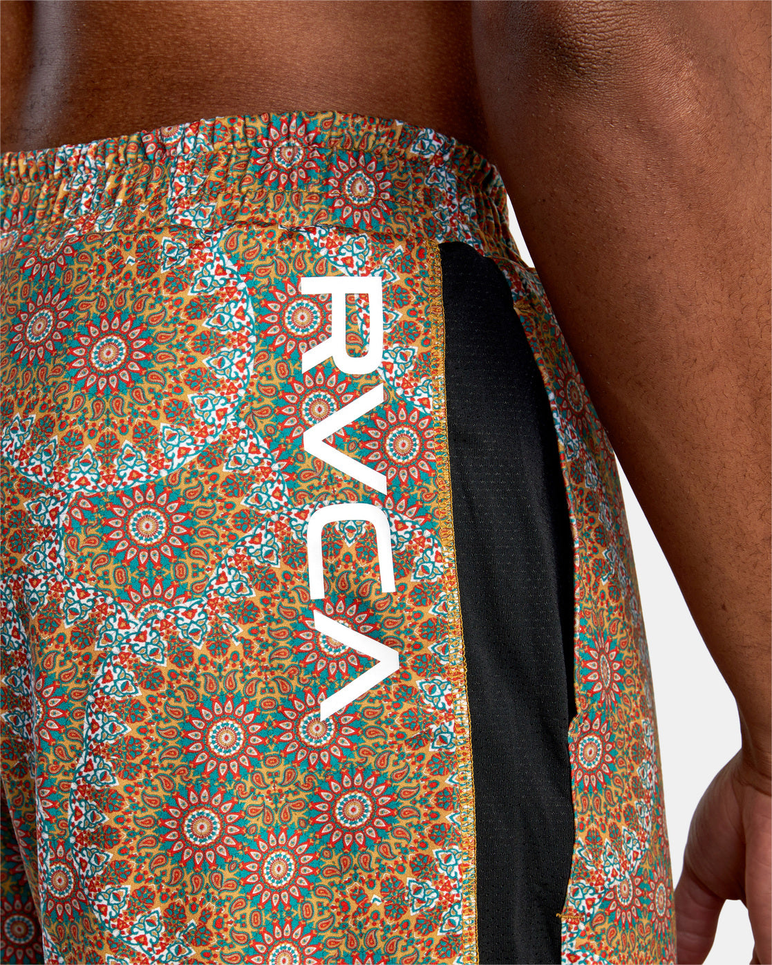 RVCA Kelsey Brookes Vent Elastic Shorts 15"